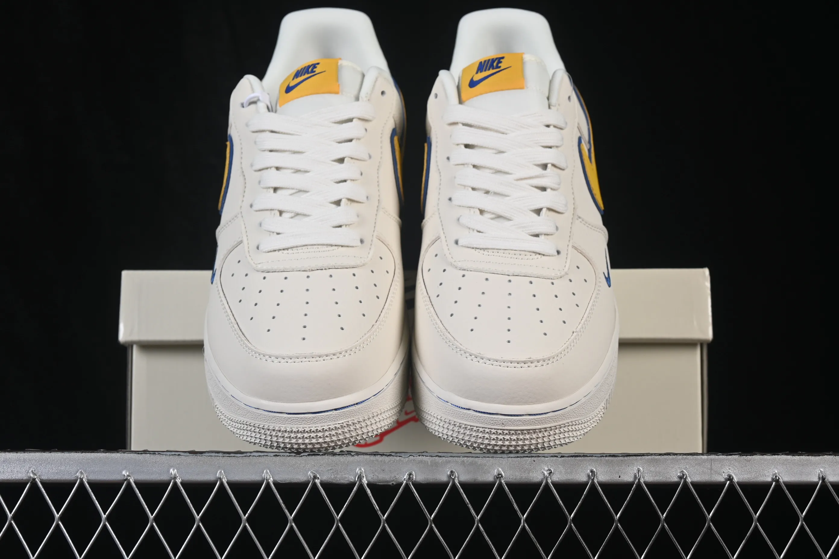 All categories Nk Air Force 1 Air Force series Nk Air Force 1 Low Air Force low-top Nike Air Force 1'07 Low Yellow and blue contrast Air Force 1 low-top casual sneakers FV3694-112